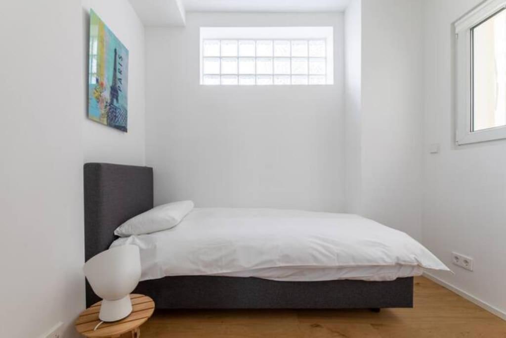 Wonderful Two Bedroom Apartment At Limpertsberg With Parking, Near Tram 룩셈부르크 외부 사진